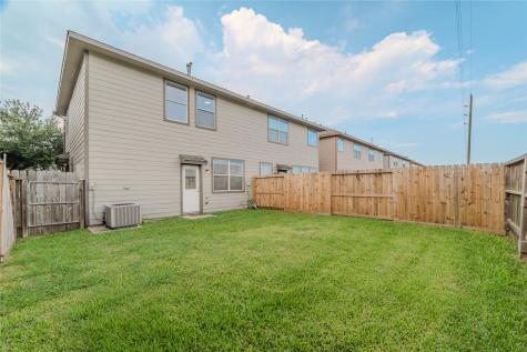 2714 Maybrook Hollow Lane Houston TX 77047