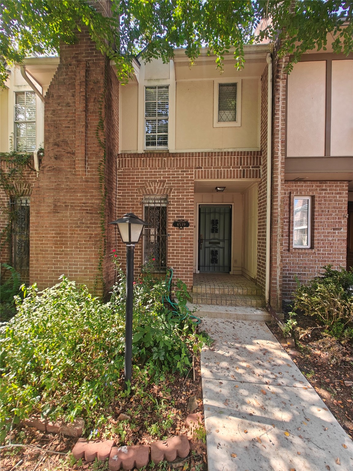 4539 Acacia Street Bellaire TX 77401