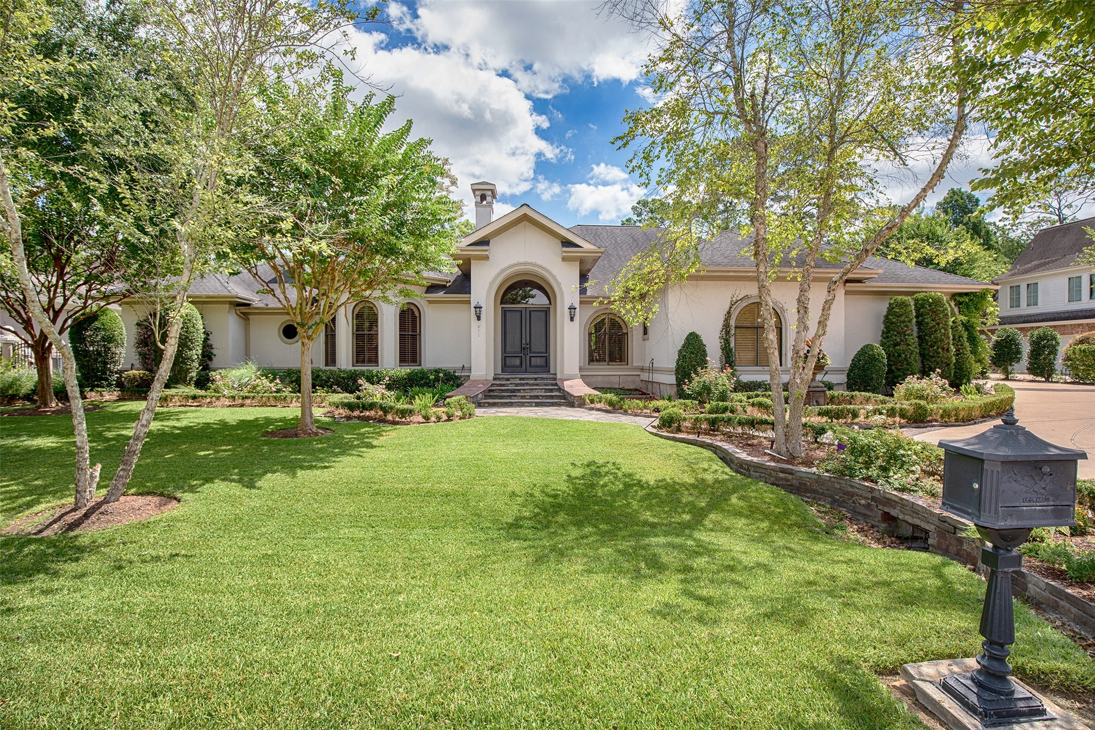 611 Park Lane Friendswood TX 77546