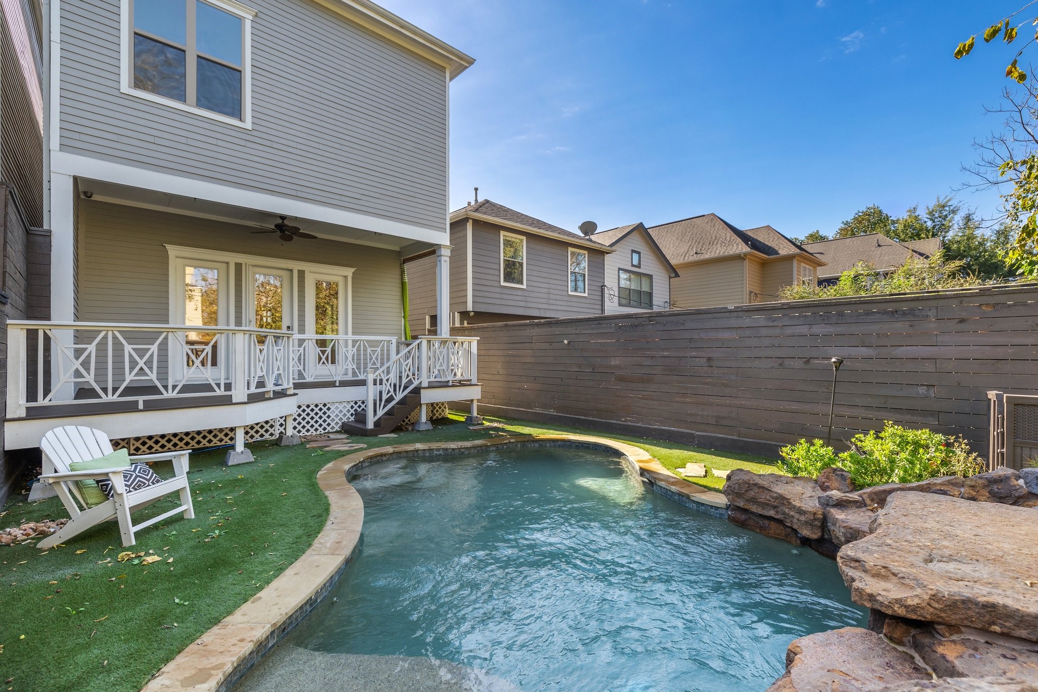 827 W 17th Street Houston TX 77008