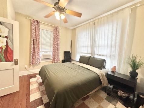 4409 Blossom Street Houston TX 77007