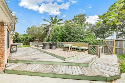 5803 Song Ridge Court Houston TX 77041