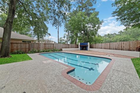 2110 Ridgeway Park Drive Kingwood TX 77339