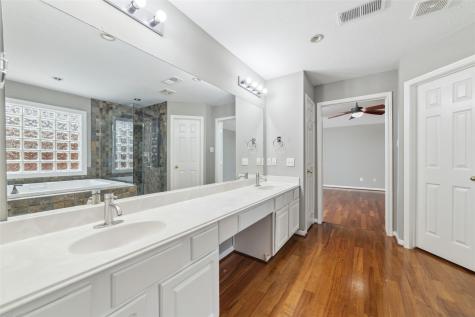 2110 Ridgeway Park Drive Kingwood TX 77339