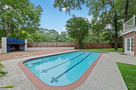 2110 Ridgeway Park Drive Kingwood TX 77339