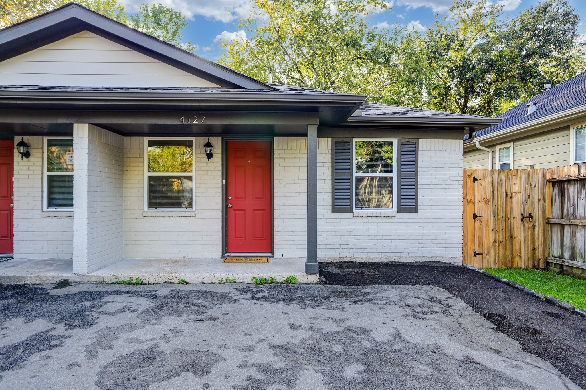 4127 Delhi Street Houston TX 77022