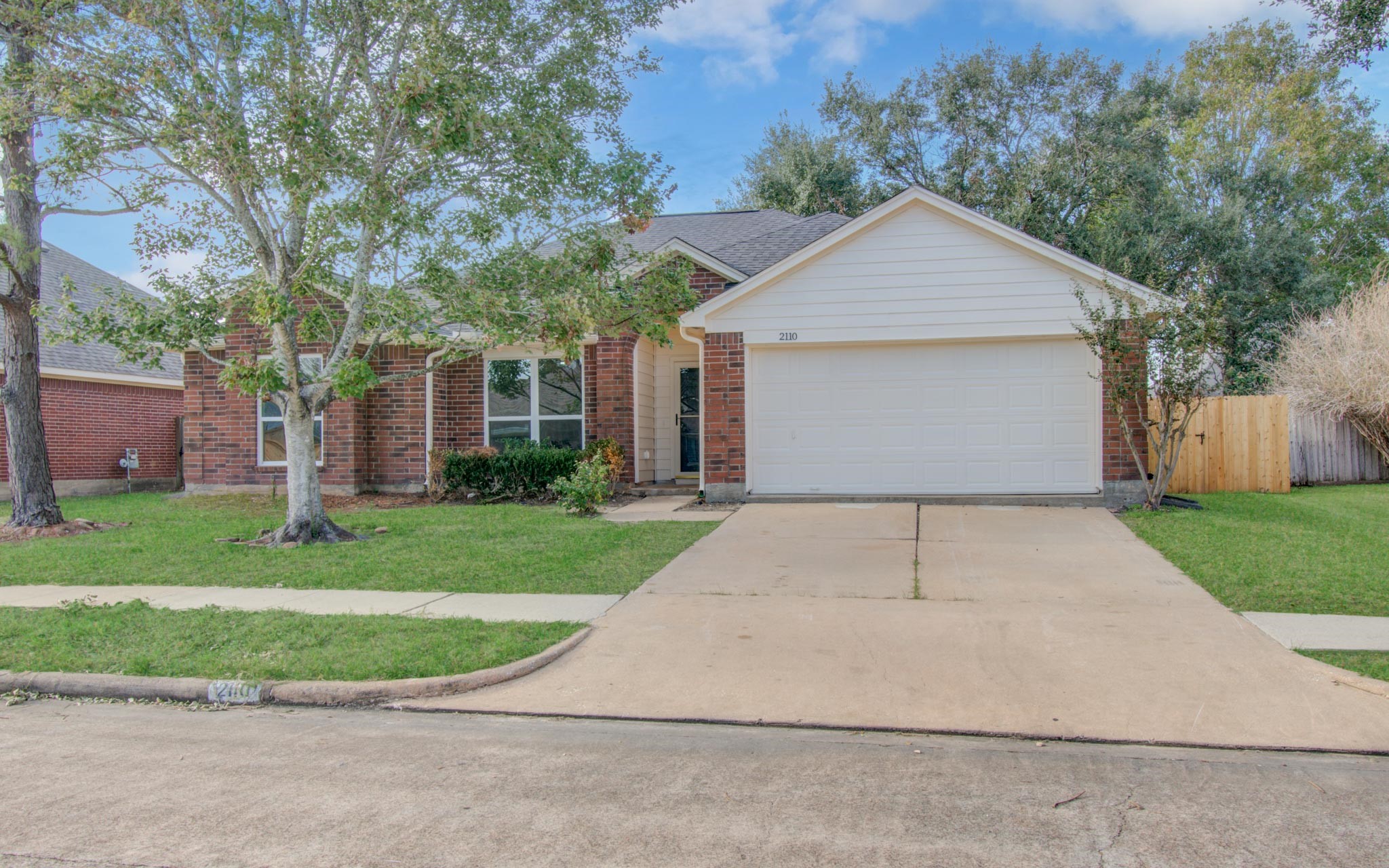 2110 Westminister Street Pearland TX 77581