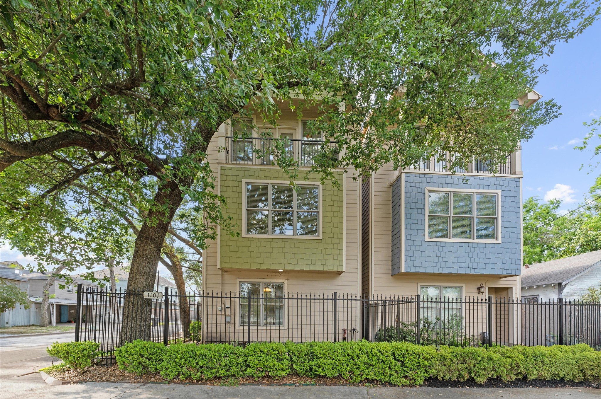 1101 Nadine Street Houston TX 77009