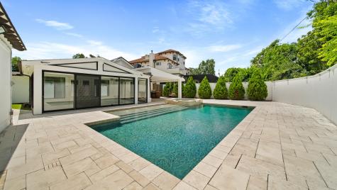 5530 Huisache Street Houston TX 77081