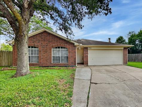 1703 Oak Meadow Drive Kemah TX 77565