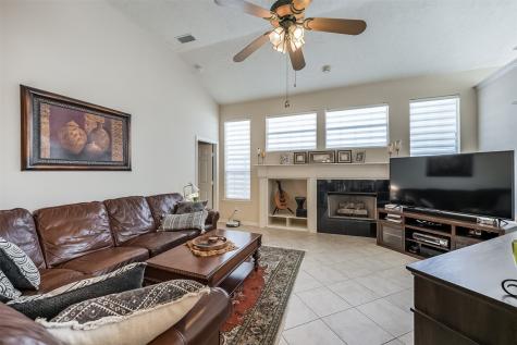 13719 Country Green Court Houston TX 77059