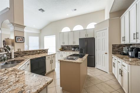 13719 Country Green Court Houston TX 77059