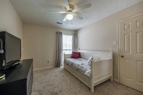 13719 Country Green Court Houston TX 77059