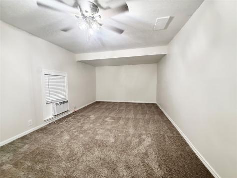 832 S Anderson Street Angleton TX 77515