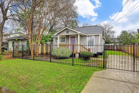 5304 Cochran Street Houston TX 77009