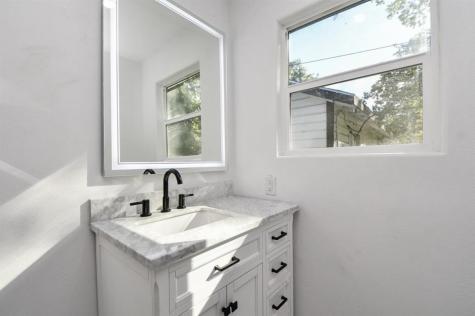 6834 Saint Augustine Street Houston TX 77021