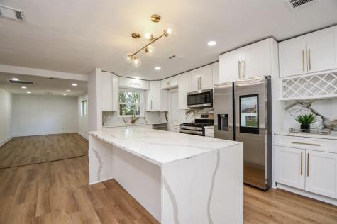 6834 Saint Augustine Street Houston TX 77021