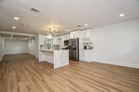 6834 Saint Augustine Street Houston TX 77021