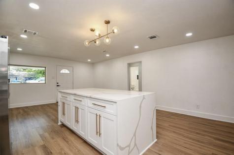 6834 Saint Augustine Street Houston TX 77021