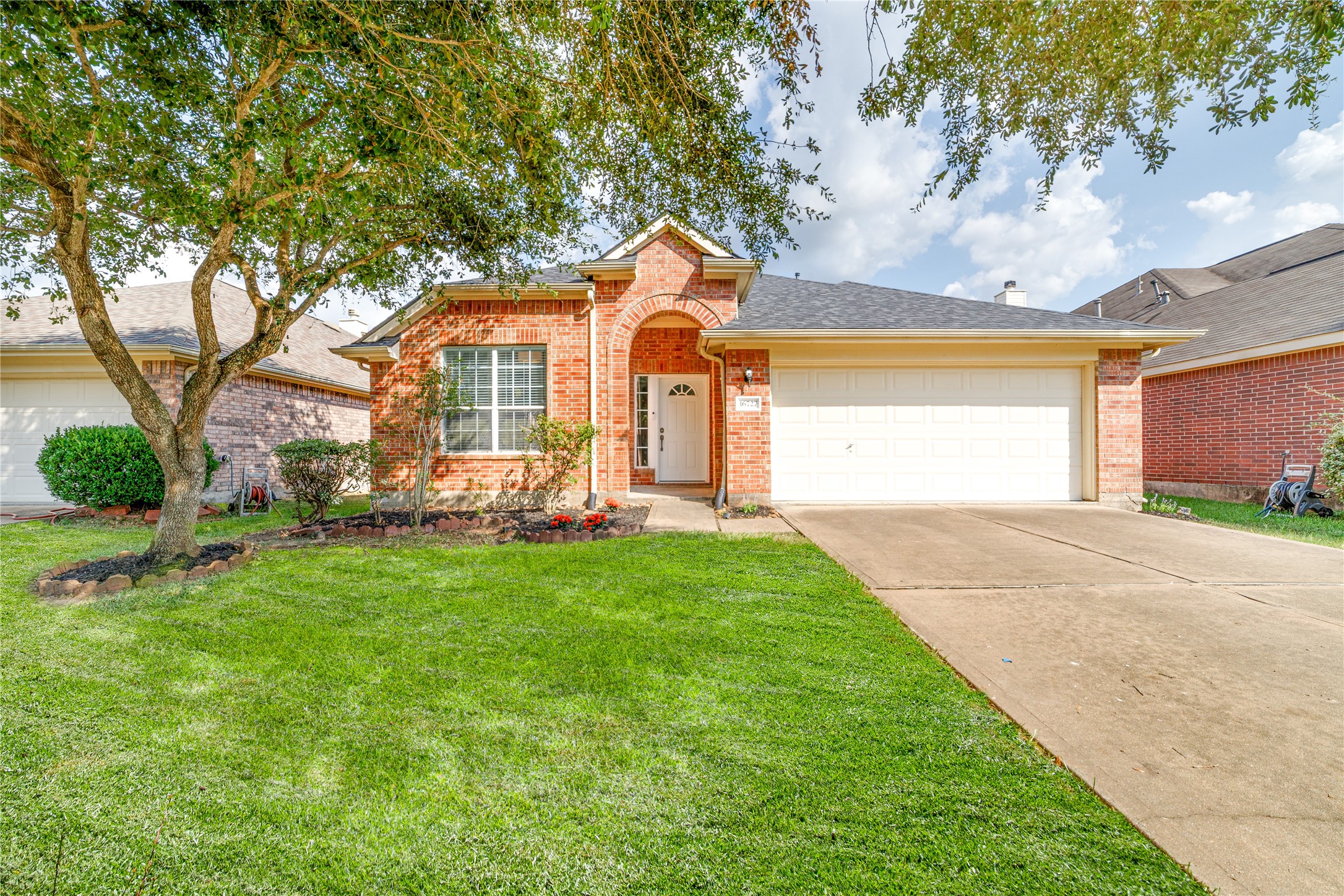 16727 Great Oaks Glen Drive Houston TX 77083