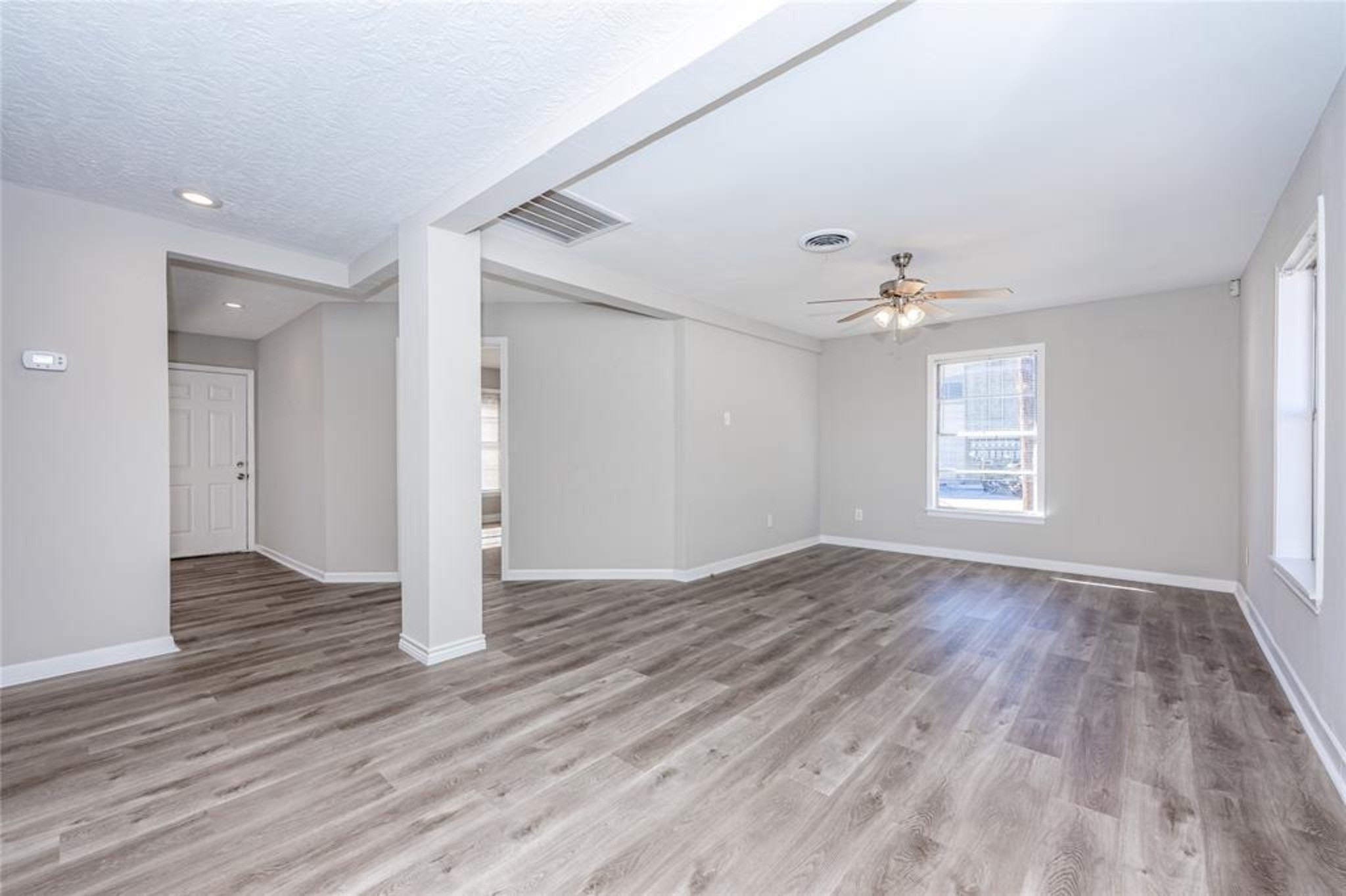 1101 W South Street Alvin TX 77511