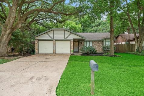 9715 Lawngate Drive Houston TX 77080