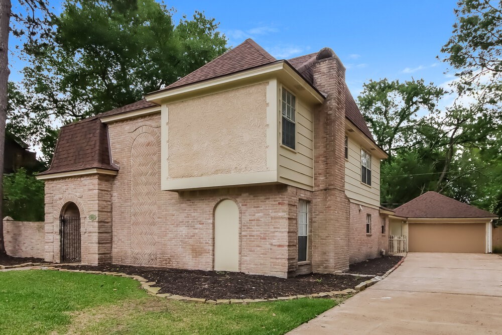 1807 Hamlin Valley Drive Houston TX 77090