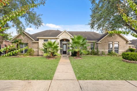3303 Hickory Knoll Drive Pearland TX 77581
