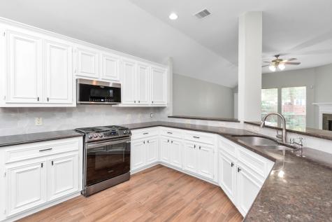 9607 Wakefield Village Drive Houston TX 77095