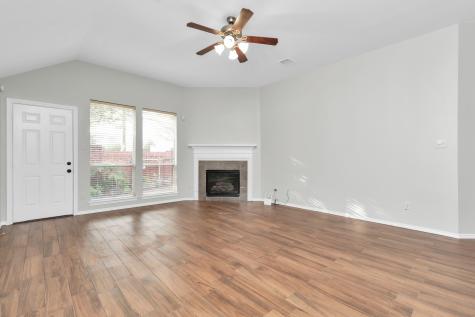 9607 Wakefield Village Drive Houston TX 77095