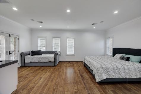 6213 San Felipe Street Houston TX 77057