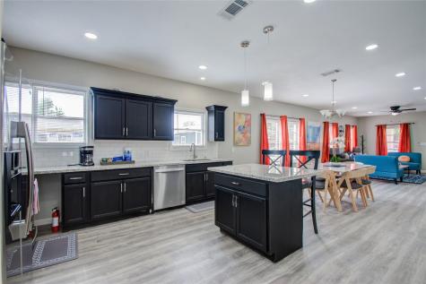 4126 Alvin Street Houston TX 77051