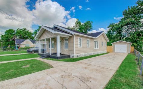 4126 Alvin Street Houston TX 77051