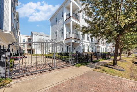 343 W 17th Street Houston TX 77008