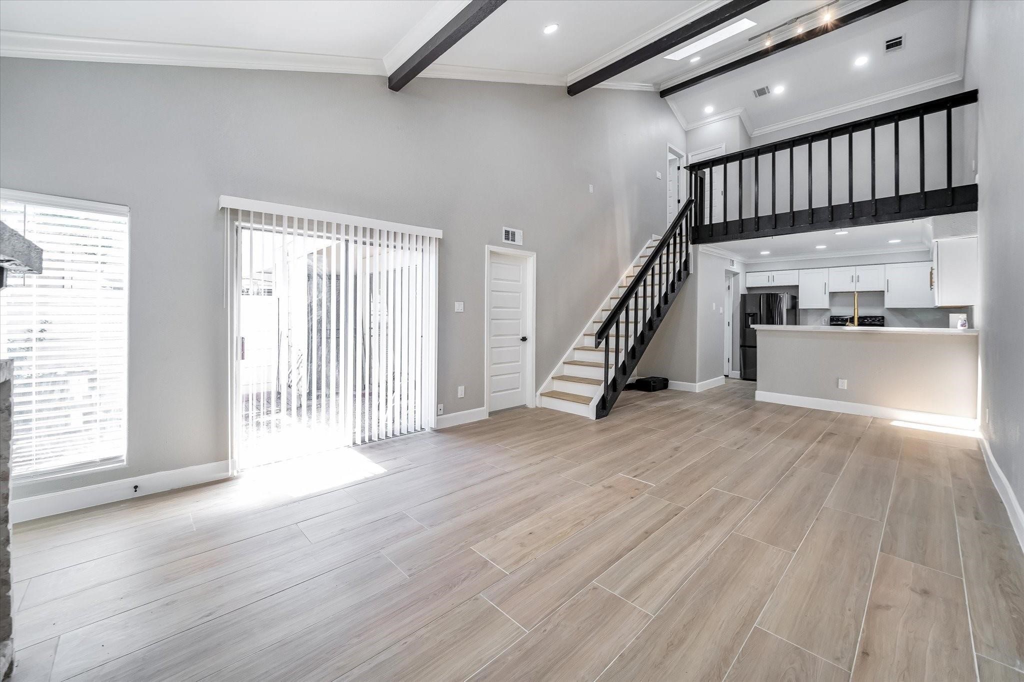 13046 Leader Street 977 Houston TX 77072