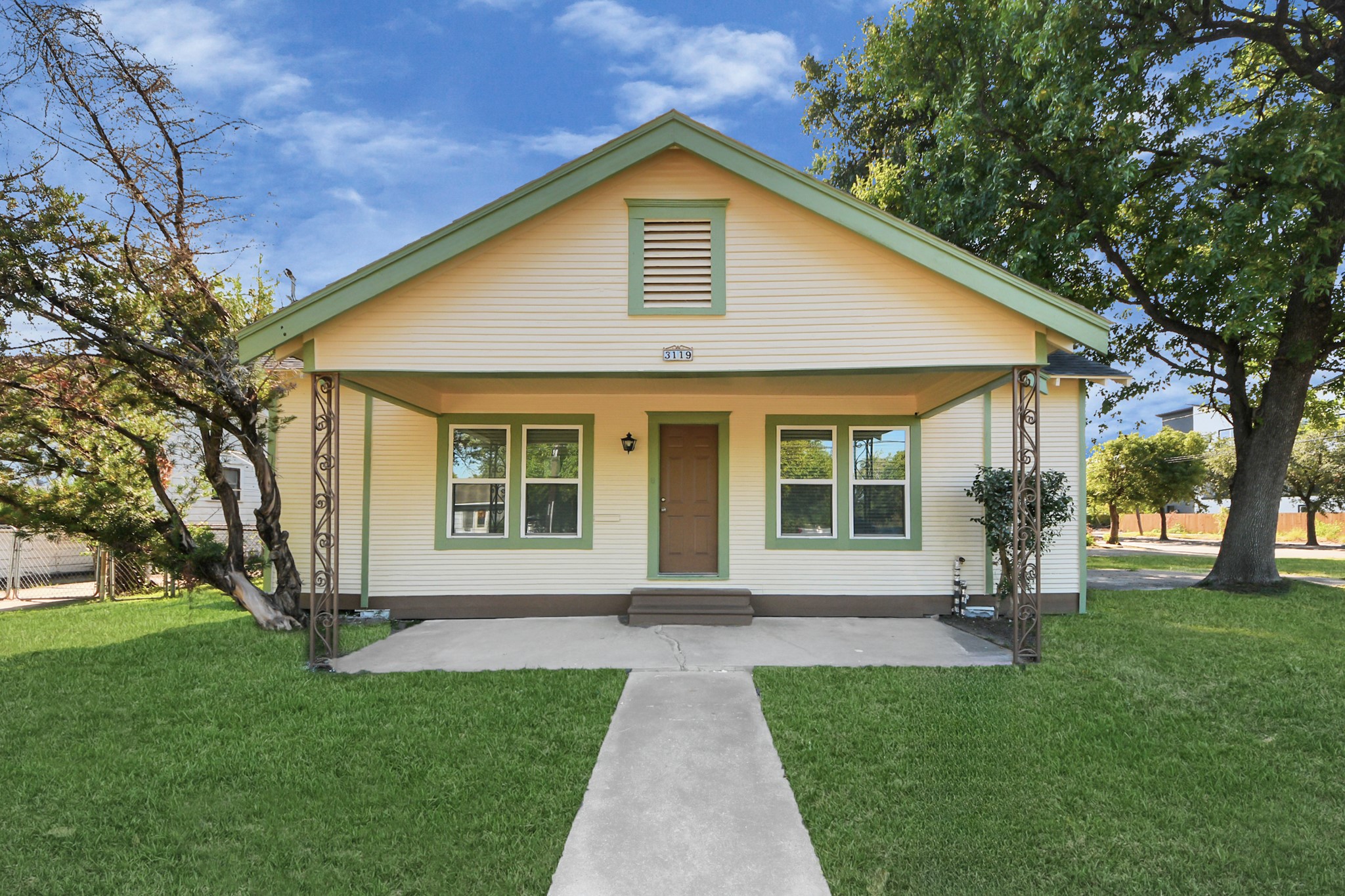 3119 Street Emanuel Street Houston TX 77004