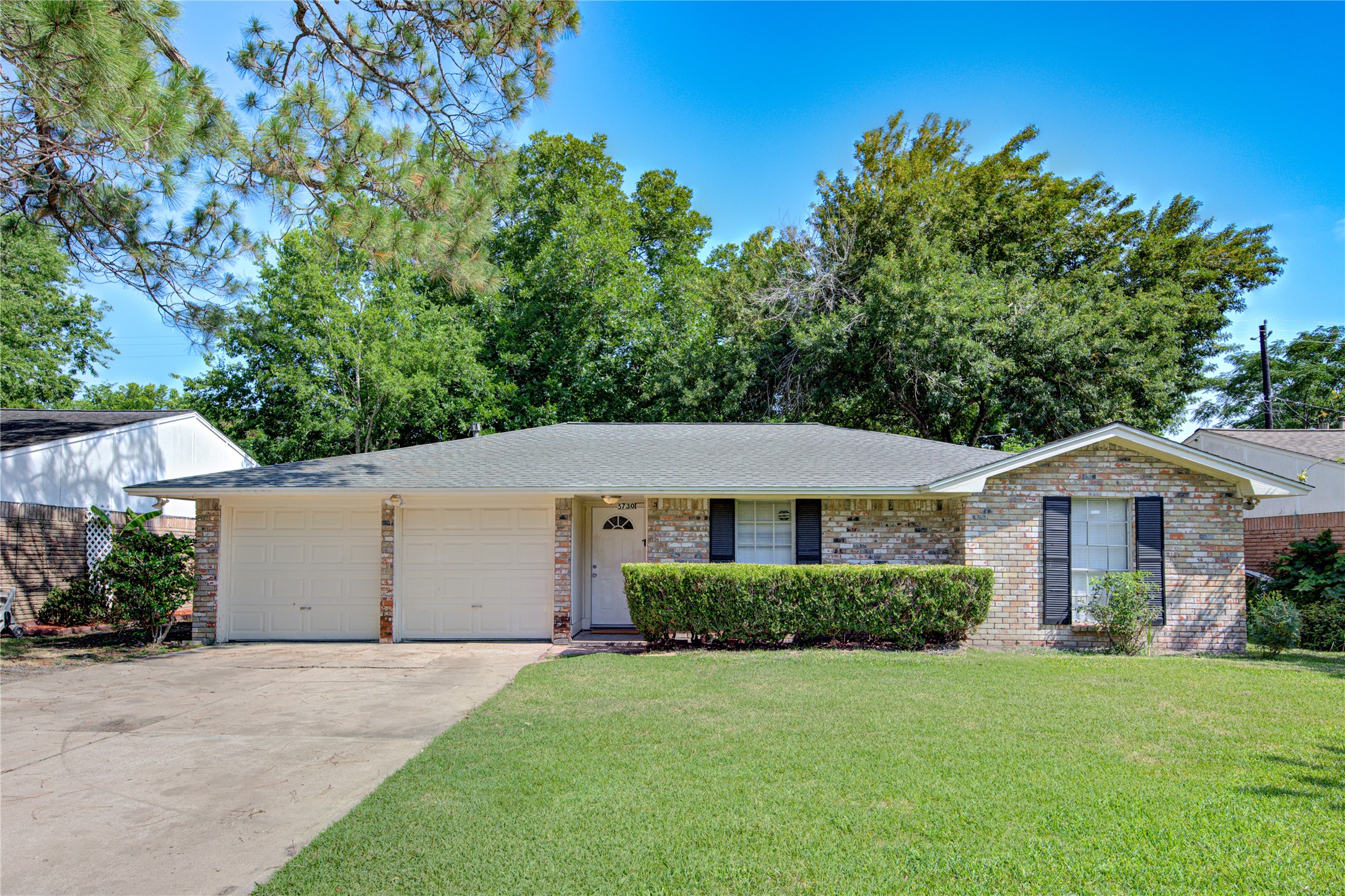 5730 Southminster Drive Houston TX 77035