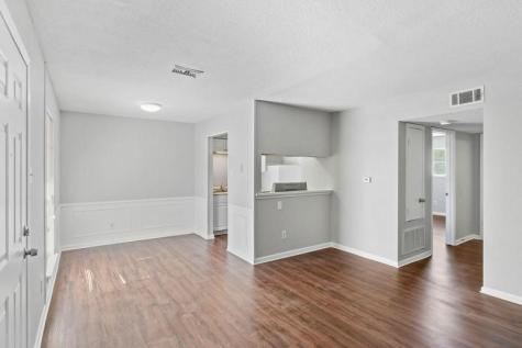 932 7th Avenue N 6 Texas City TX 77590