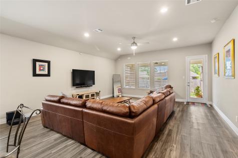 25610 Pinyon Hill Trail Tomball TX 77375