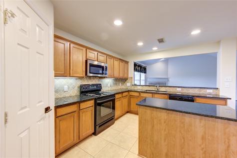2981 Creek Falls Court Pearland TX 77581