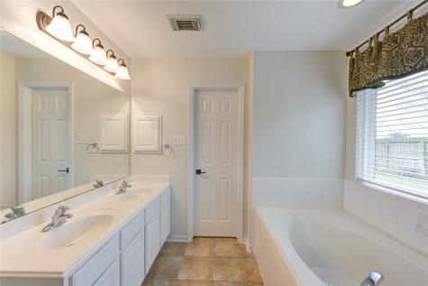 2981 Creek Falls Court Pearland TX 77581