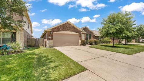 28627 Lockeridge Springs Drive Spring TX 77386