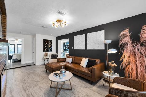 4610 Ella Boulevard Houston TX 77018