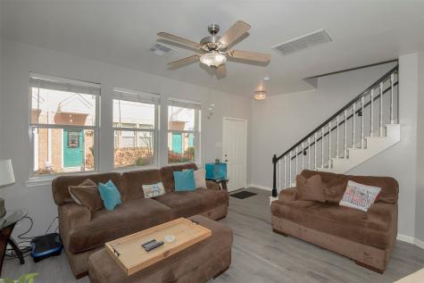 2035 Kemah Village Drive Kemah TX 77565