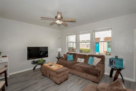 2035 Kemah Village Drive Kemah TX 77565
