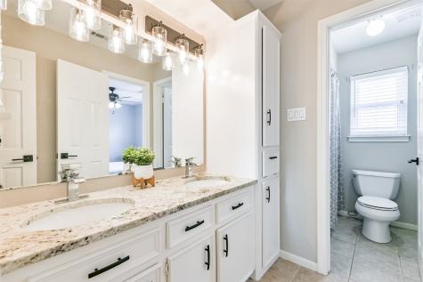 11642 Cypresswood Drive Houston TX 77070