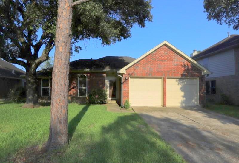 2818 Russett Place W Pearland TX 77584