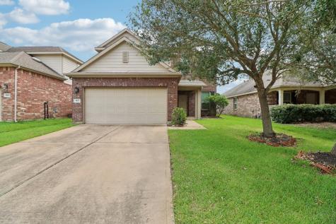 1827 Acorn Glen Trail Fresno TX 77545