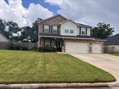 2363 Ridgewood Drive West Columbia TX 77486