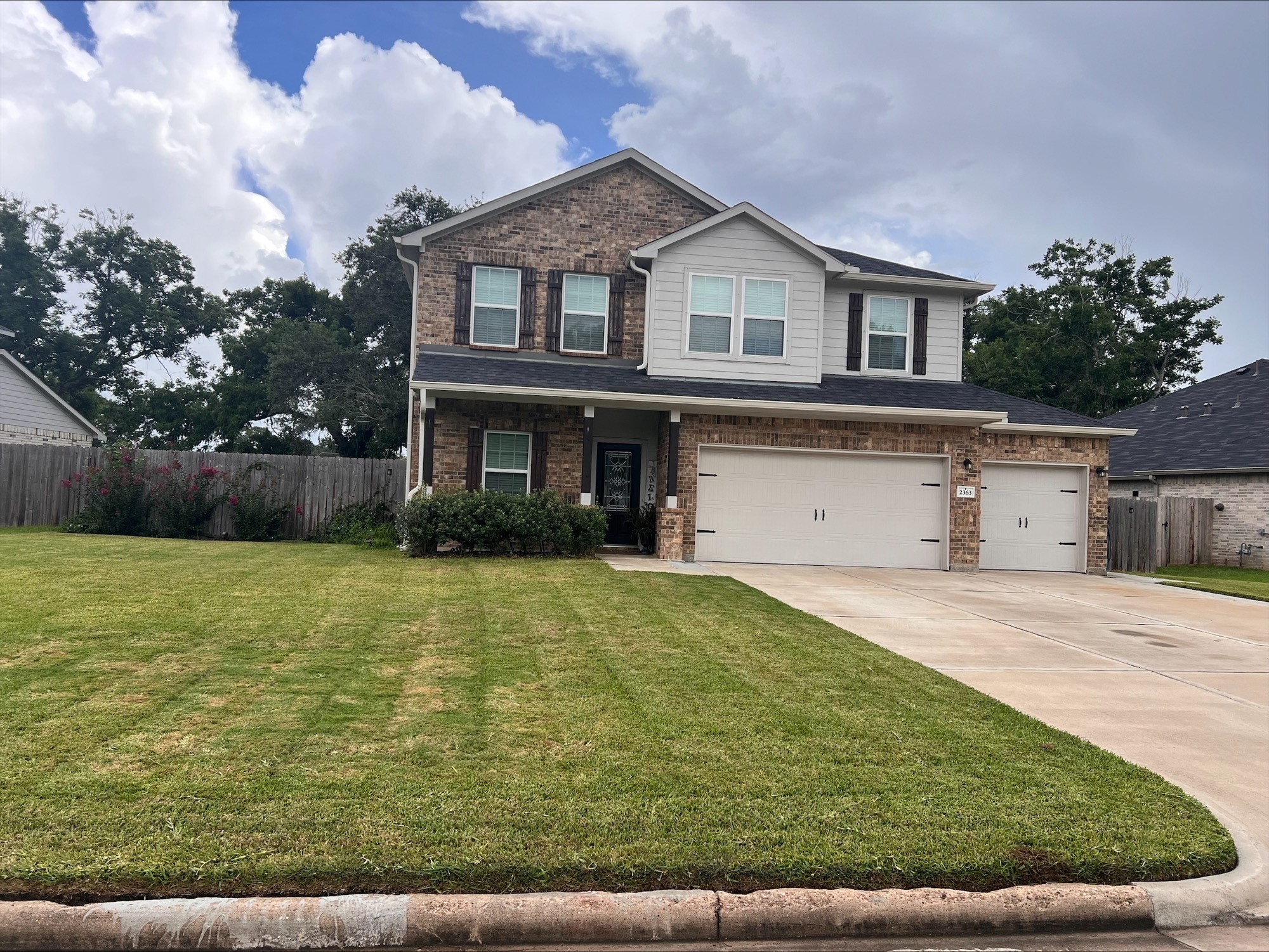 2363 Ridgewood Drive West Columbia TX 77486